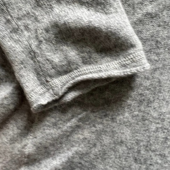 Heather Gray Large 100% cashmere sweater cold shoulder - Picture 4 of 5